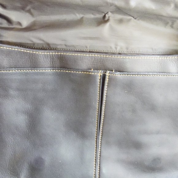 WILSON LEATHER Crossbody Messenger Bag Tablet Case - Picture 5 of 8